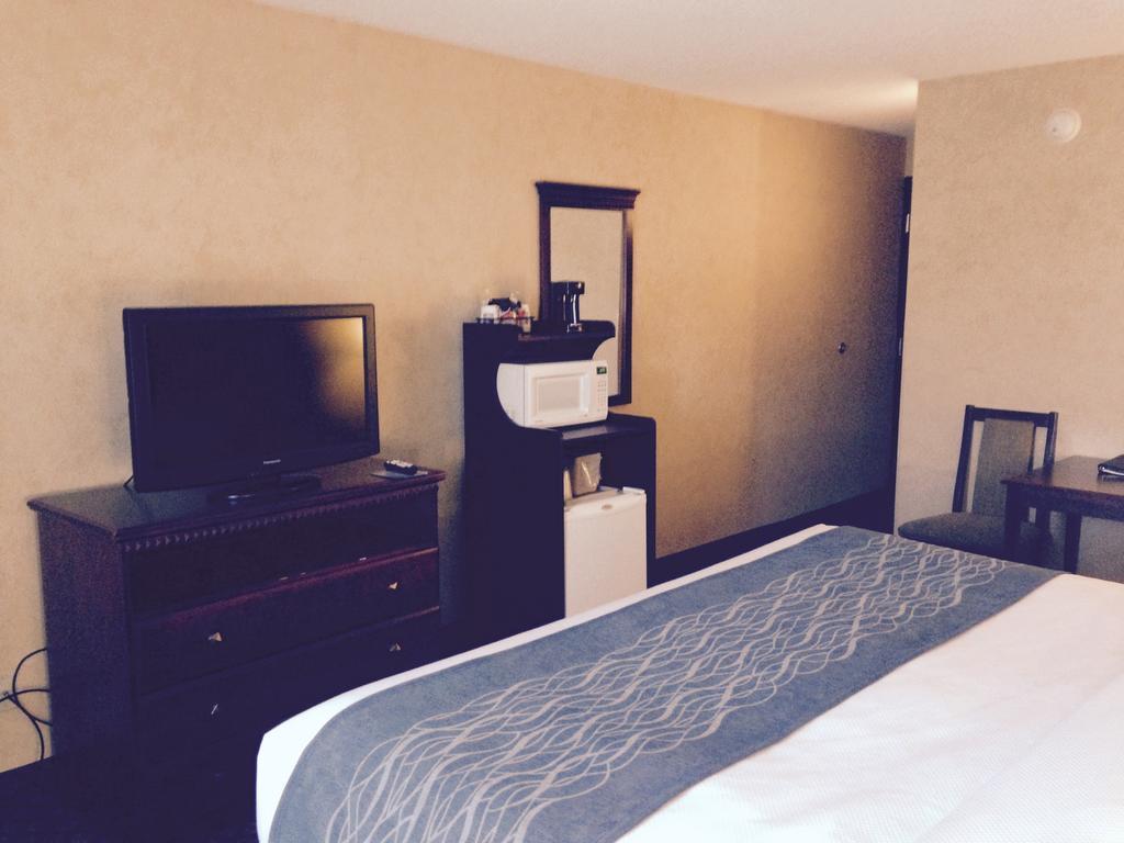 Quality Inn & Suites Coldwater Near I-69 Kültér fotó