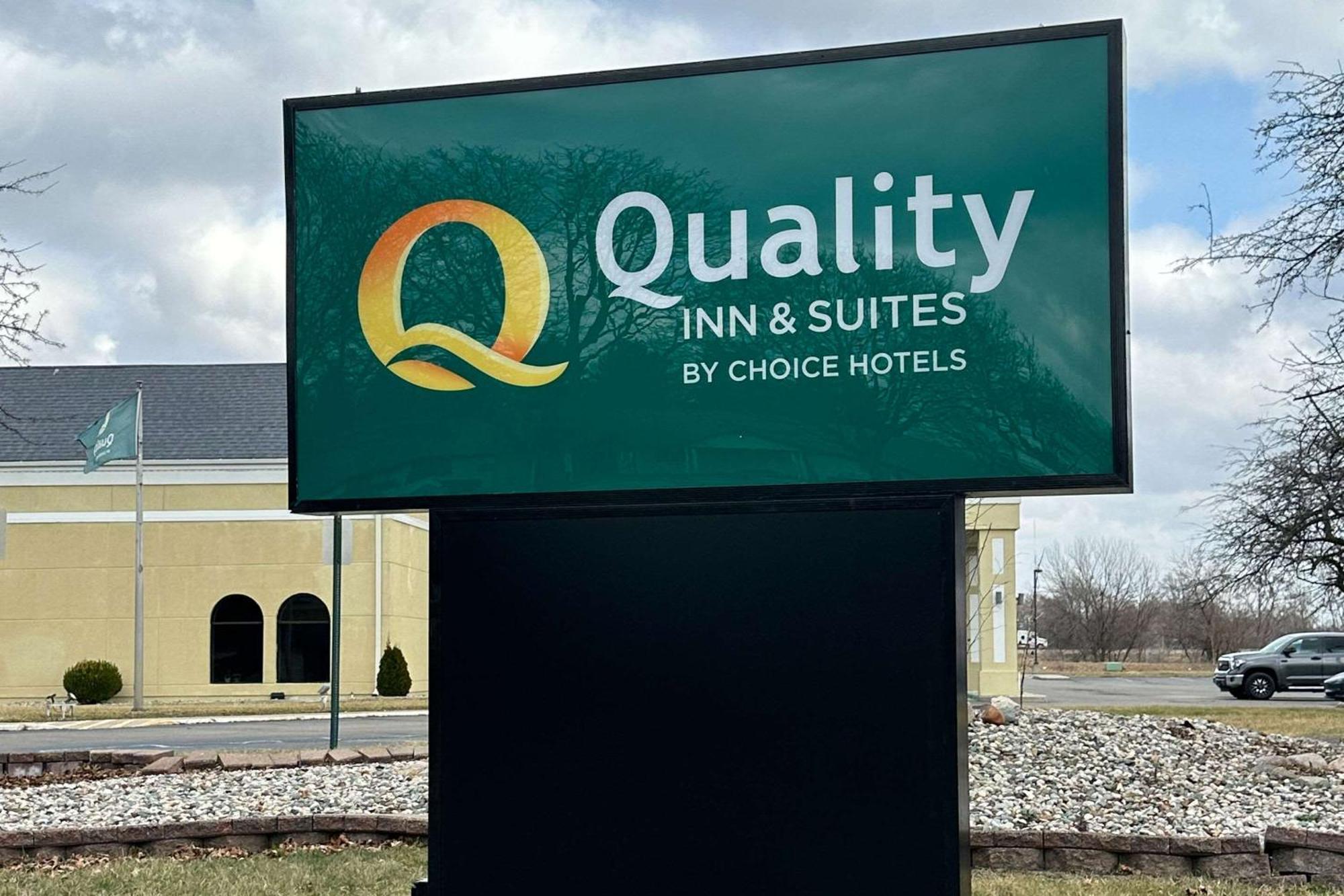 Quality Inn & Suites Coldwater Near I-69 Kültér fotó